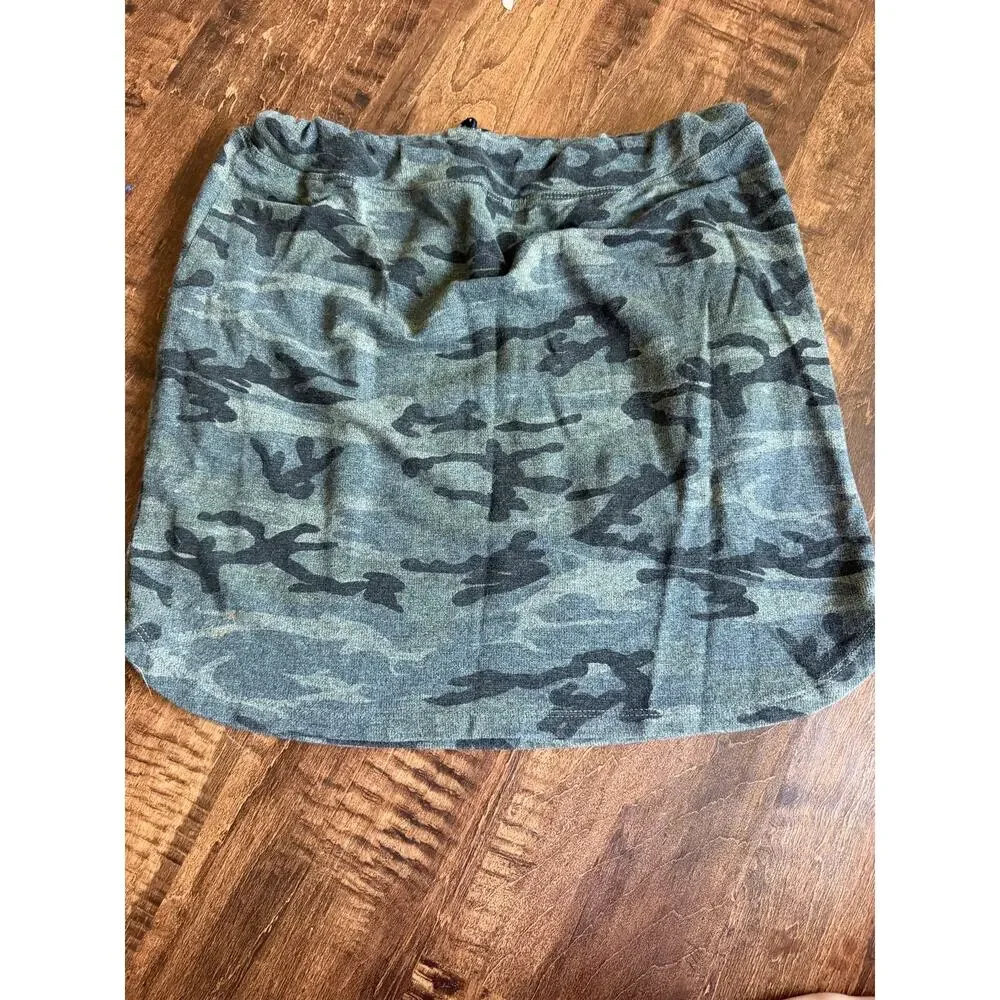 Sundry camo womens mini skirt medium
